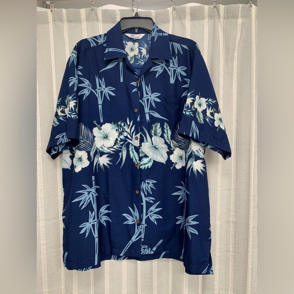 Lavish Hawaiian Short Sleeve Camp‎ Shirt Size XL